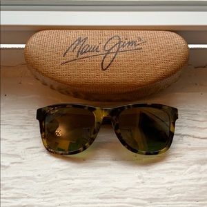 Maui Jim Sunglasses. Lightly worn